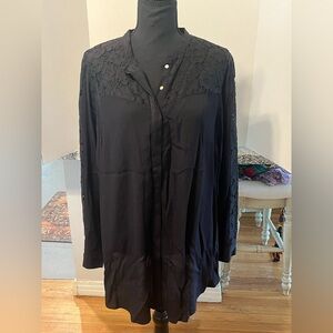 H&M Mama Black Button Up Lace Top